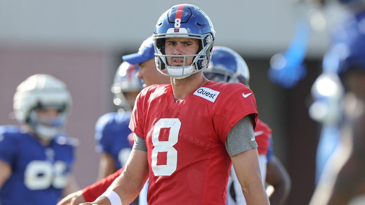 Giants Executive Worried About Team’s “Identity” Despite $40 Million QB on Roster