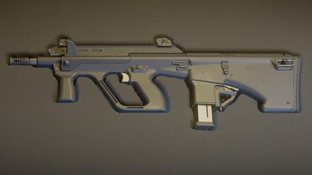 An image showing the MX0 SMG from Call of Duty Warzone 2.0 and Modern Warfare 2