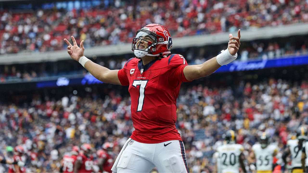 Texans' Deshaun Watson, J.J. Watt: NRG Stadium 'weird' with no fans