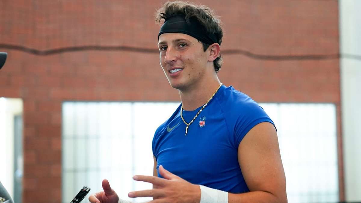 Giants New Qb1 Tommy Devito Reveals Why He Still Lives With His Parents