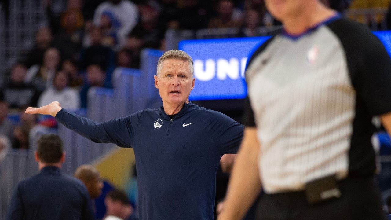 “THAT’S YOUR JOB”: ‘Infuriated’ Warriors Fans Call Out Steve Kerr for