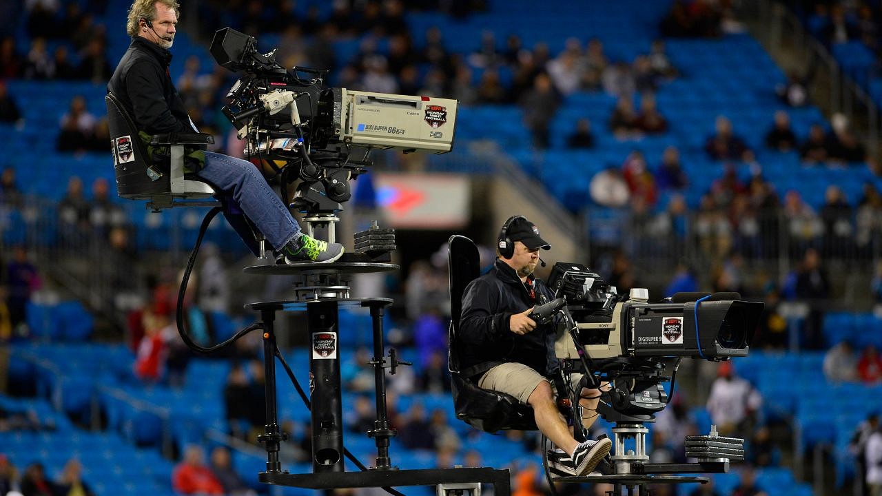 How Much Do Nfl Cameraman Make