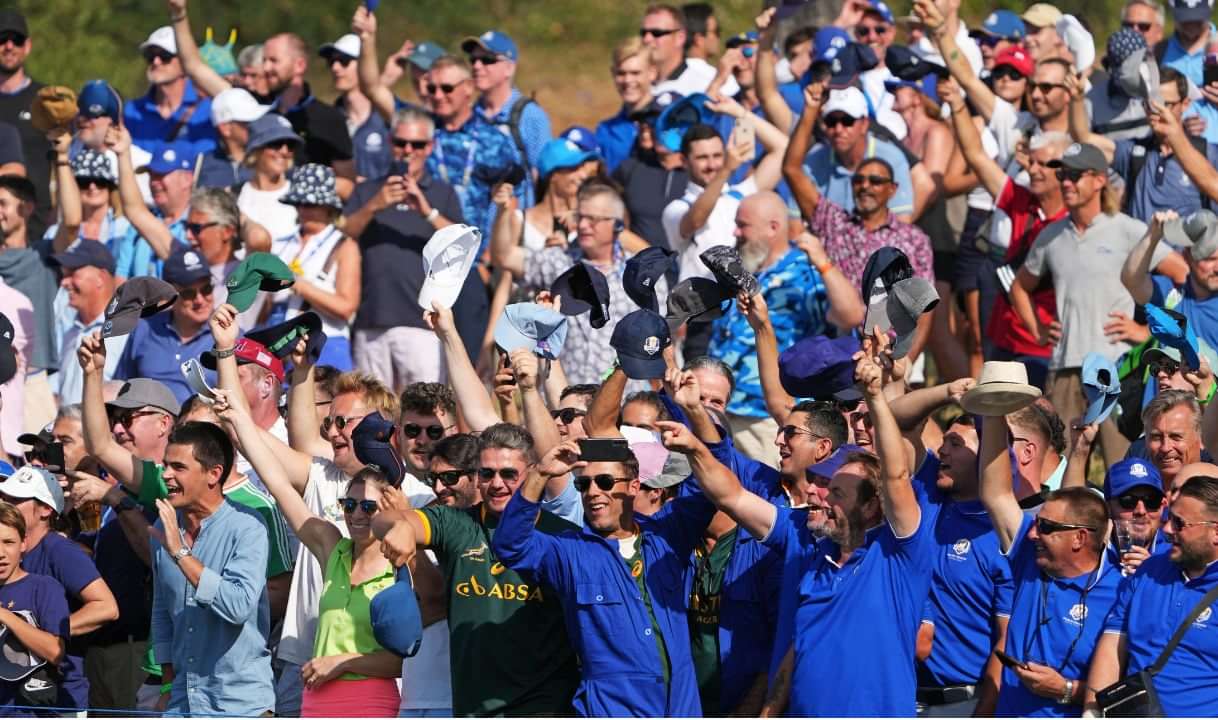 Amid the Battle Between the PGA Tour and LIV Golf, The Only Ones Losing