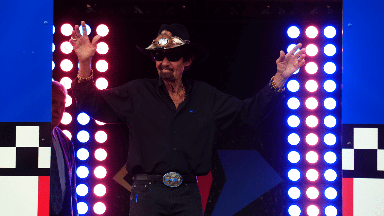 “I Should Have Stopped Earlier”: Richard Petty’s Honest Confession About Storied NASCAR Career