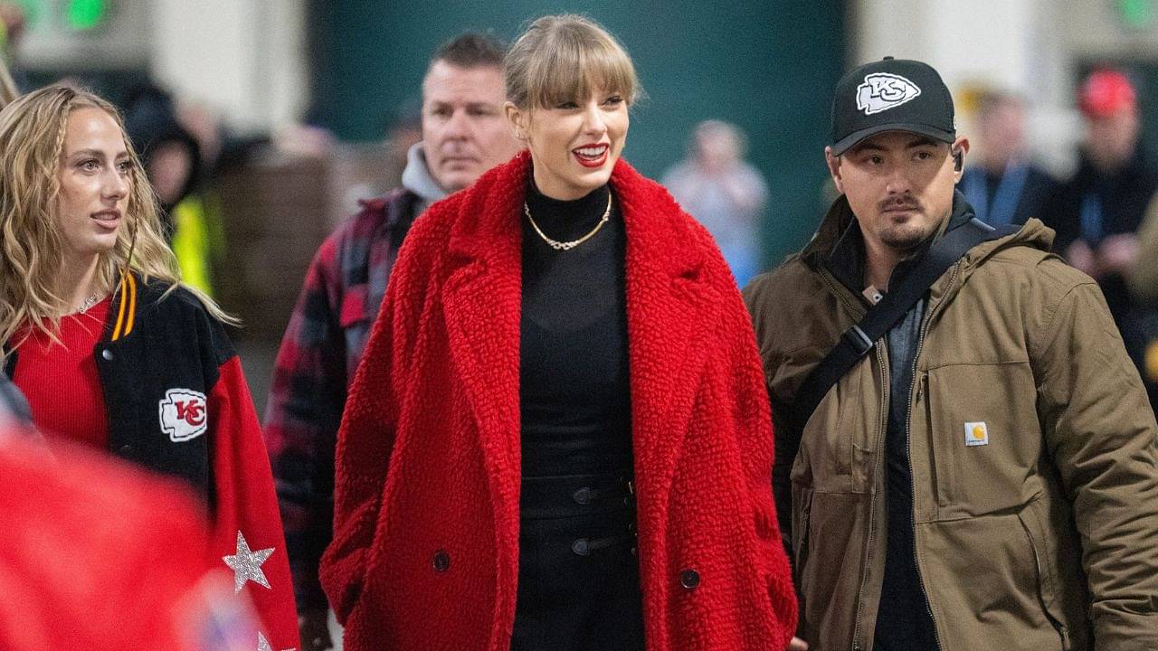 Taylor Swift Bundled Up in a Red Teddy Coat for Game Day: Get the Look