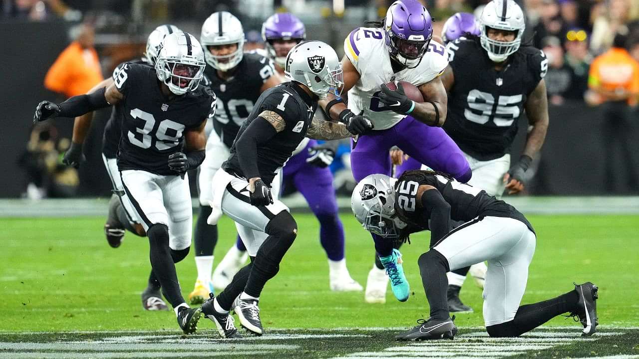 Vikings beat Raiders 3-0 in lowest-scoring NFL game in 16 years