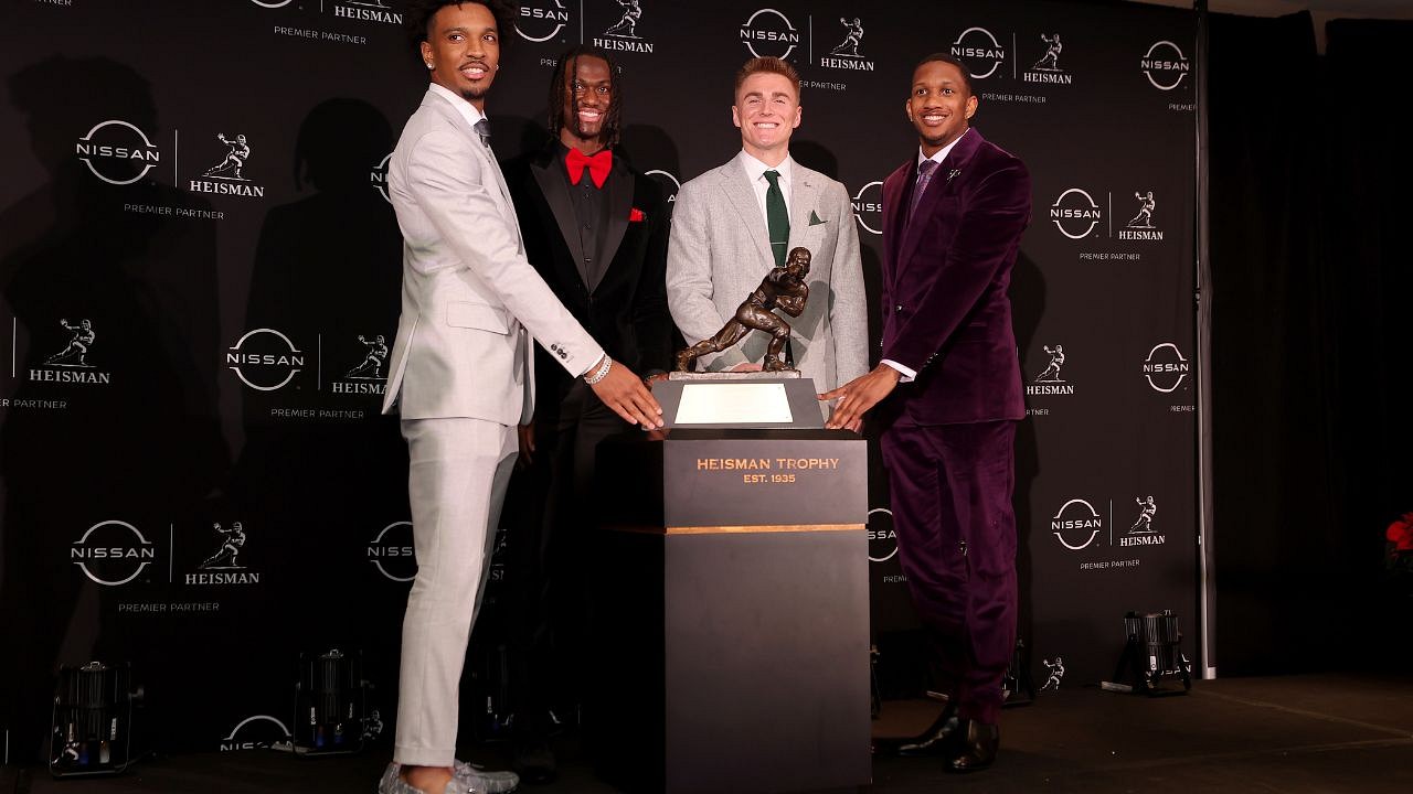 "Michael Penix Robbed": Washington Fans Rally in Huskies QB's Support as Jayden Daniels Takes Home Heisman Honors