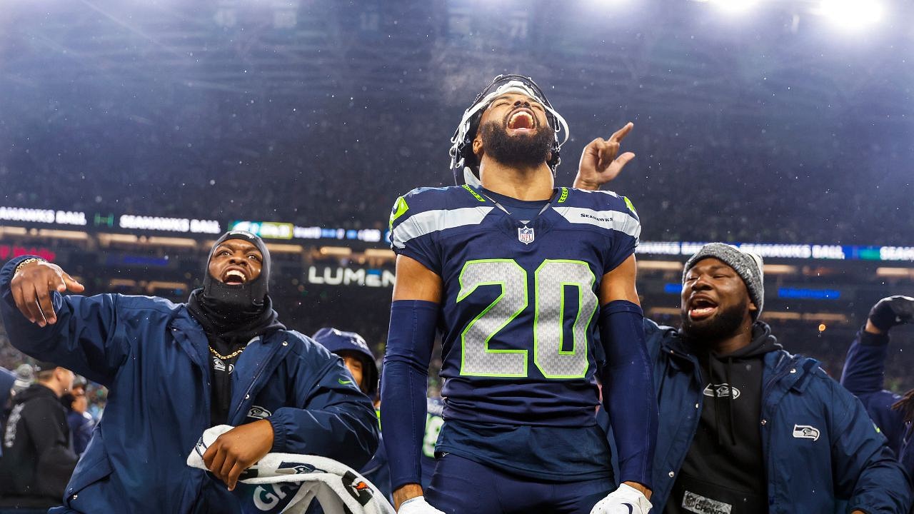 Seahawks' Pro Bowler Responds To Cigar Celebration Misconception After ...