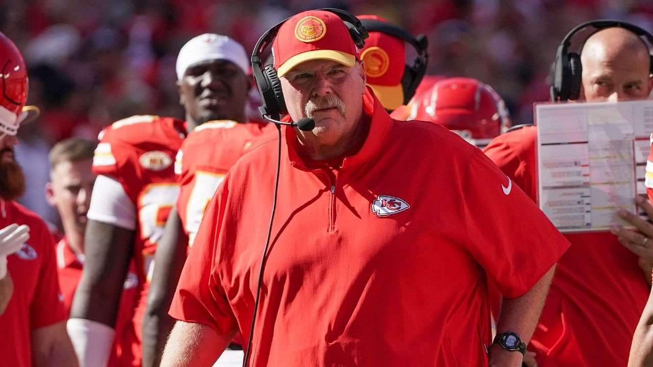 Internet Melts at the Heartwarming Sight of Andy Reid Getting Greeted by  His Grand Kids After Winning the Division - The SportsRush