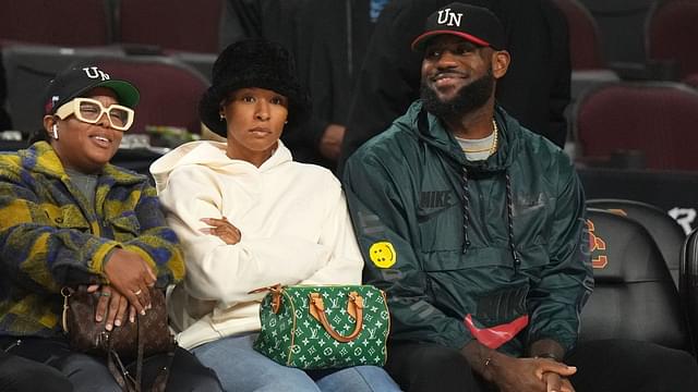 LeBron James Proposed to Wife Savannah James After She Agreed to Move to Miami Only Under Two Conditions: "Boys to be Near Their Grandparents"