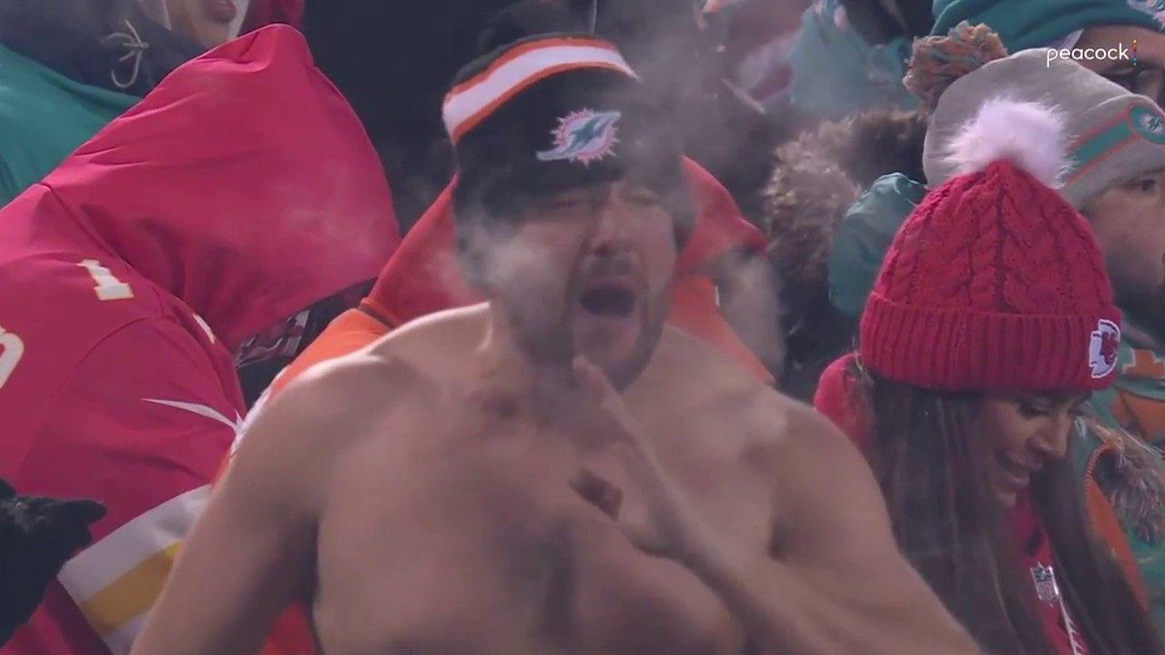 "Hypothermia for Him": Shirtless Dolphins Fan Jumping Around in -30 Degree Weather Goes Viral, as Patrick Mahomes Scores TD-1