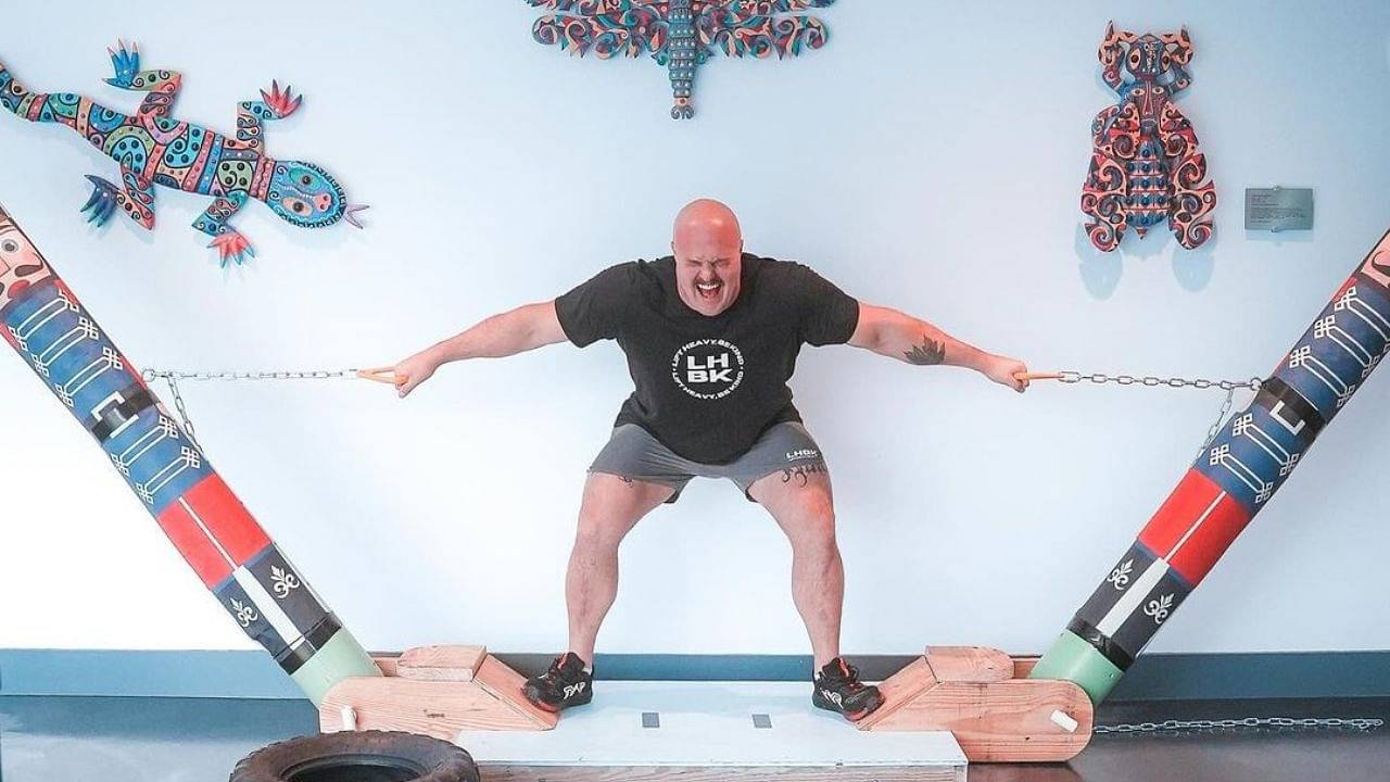 “Still Feel Like an Outsider”: World’s Strongest Man Mitchell Hooper Confesses that Arnold Strongman Classic 2024 Presents Some Tough Challenges