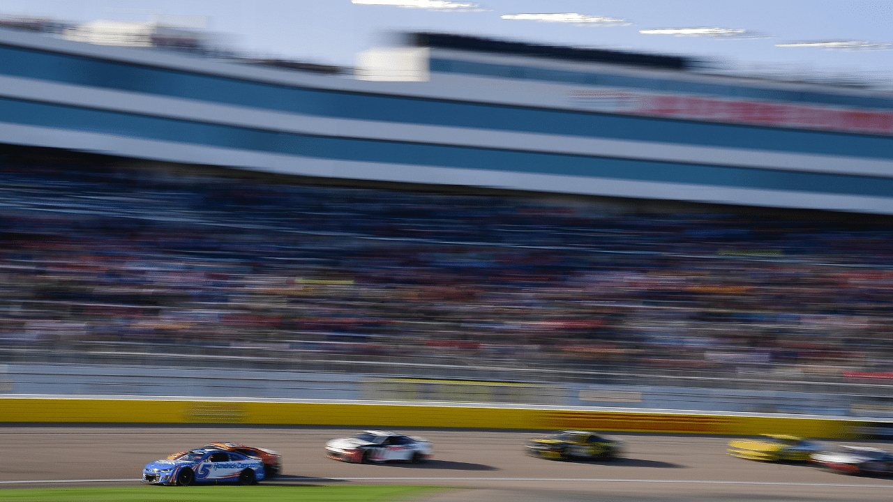 NASCAR 101 How Wind Affects Drivers and Cars on the Track The SportsRush NASCAR 101 How Wind Affects Drivers and Cars on the Track The SportsRush