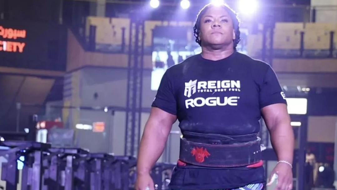 Andrea Thompson Wins Arnold Strongwoman Classic 2024 Timber Carry Event