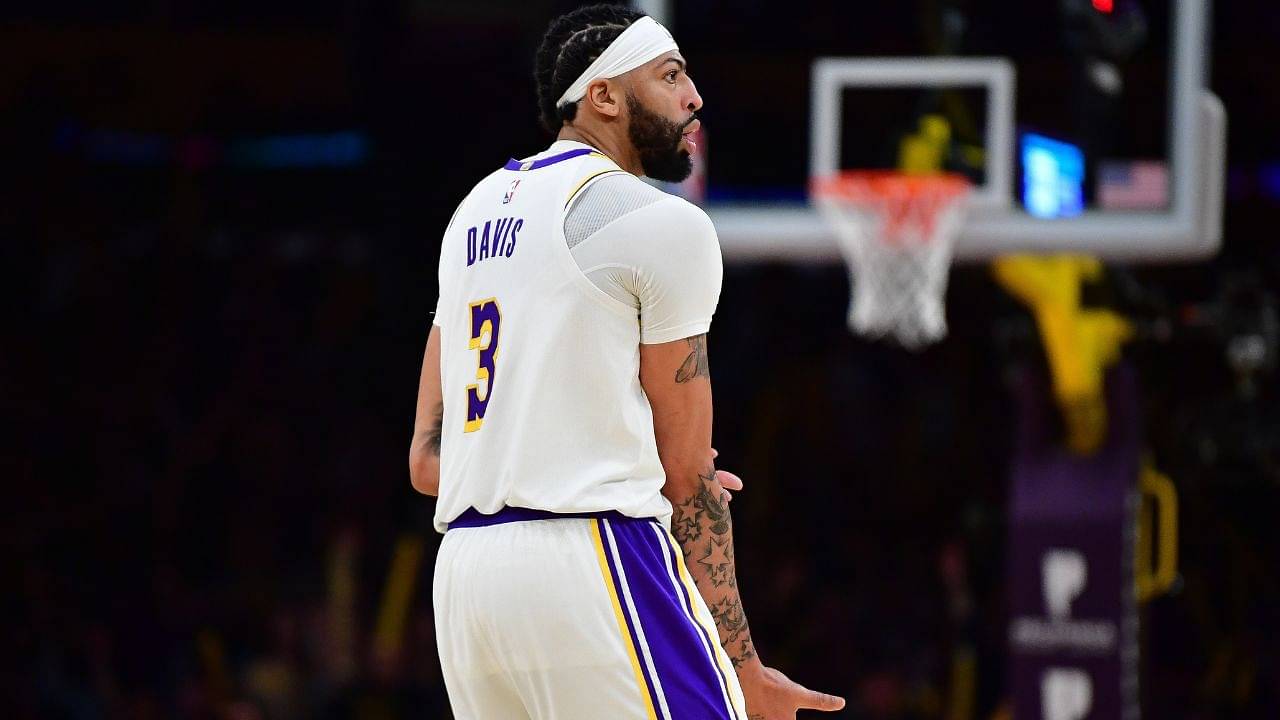 “AD Is Coasting On Defense!”: Lakers Reddit Deciphers Anthony Davis’ Up And Down Defensive Stances