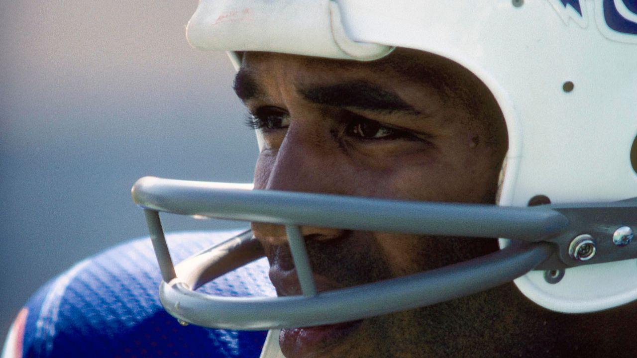 "RIP OJ Simpson": NFL World Responds to Former NFL Running Back Passing Away at 76