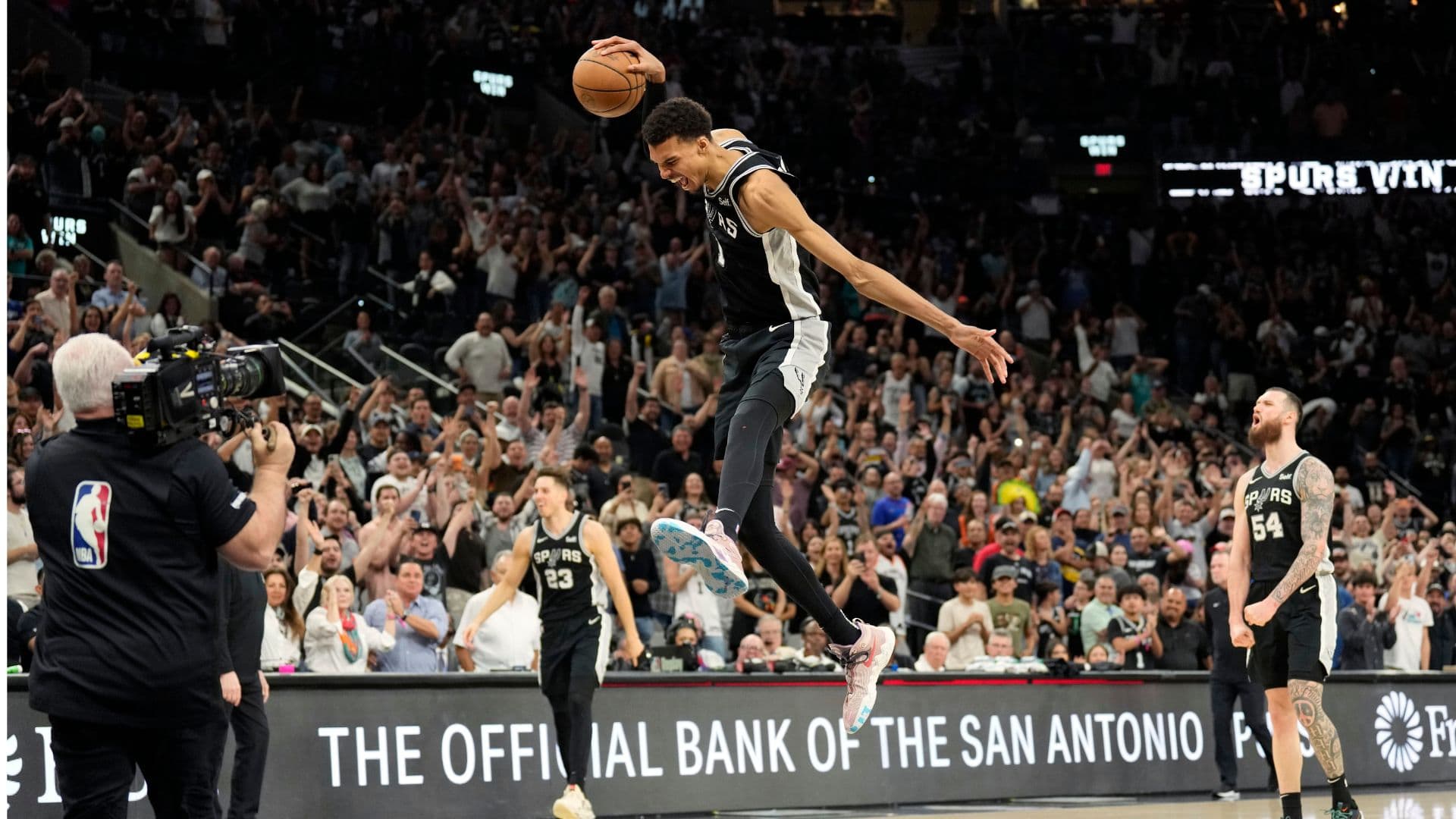 Victor Wembanyama Reiterates His Love For Breakfast Tacos As A Proud San Antonion