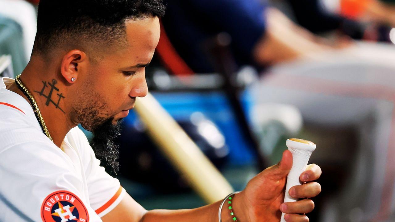 Jose Abreu's Next Chapter: Old Flames With White Sox or New Love With Red Sox?