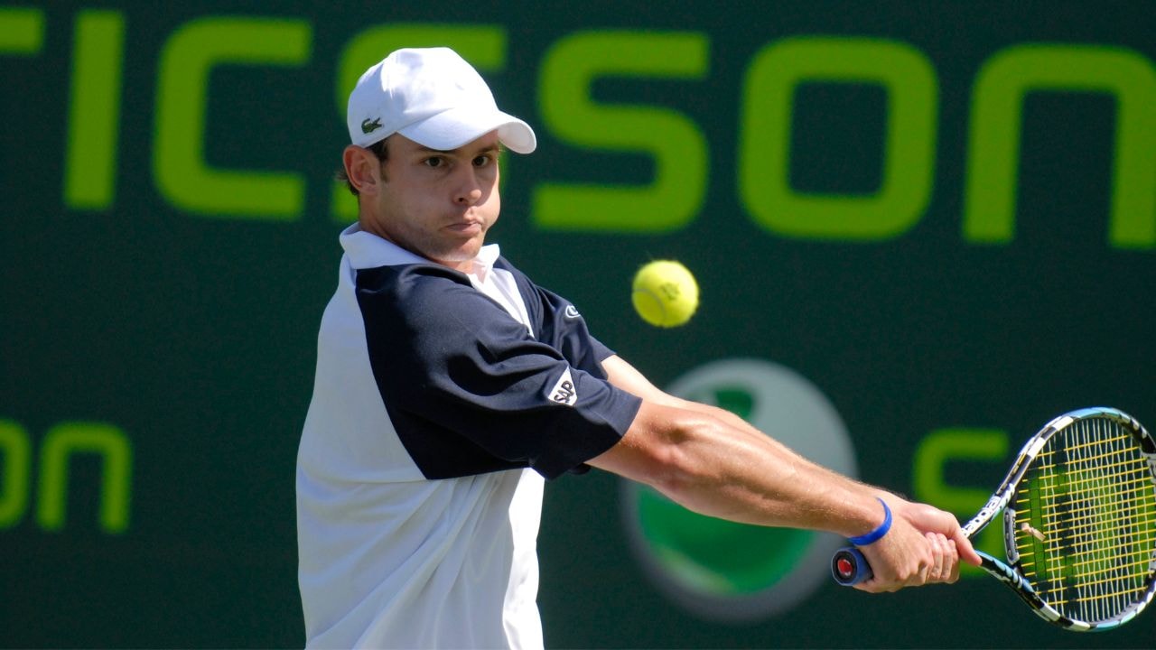 'No Babolat, No Problem!' Andy Roddick Uses Wilson Shift to Turn Back ...