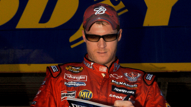 Dale Earnhardt Jr. Glasses: What Sunglasses Does the NASCAR Legend Wear?
