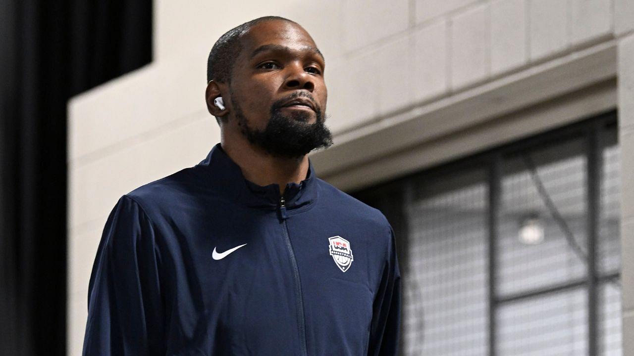 Kevin Durant Uncharacteristically Thanks Fan for Supporting Him