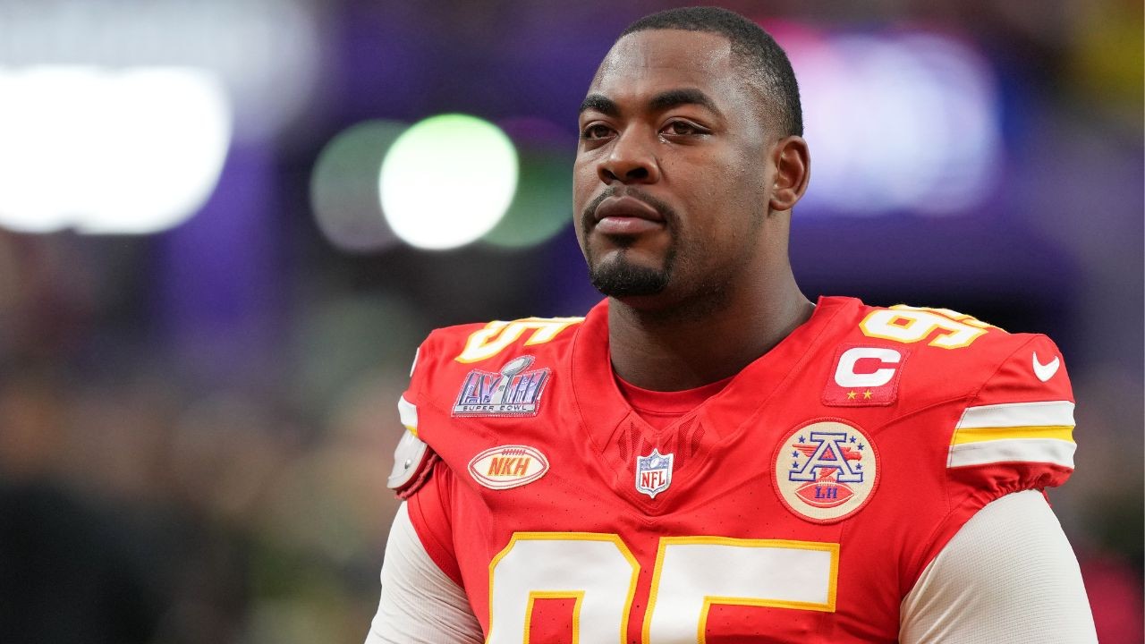 He's Been That Leader on the Defense”: Patrick Mahomes Throws Support  Behind Teammate Chris Jones Amidst Contract Holdout - The SportsRush