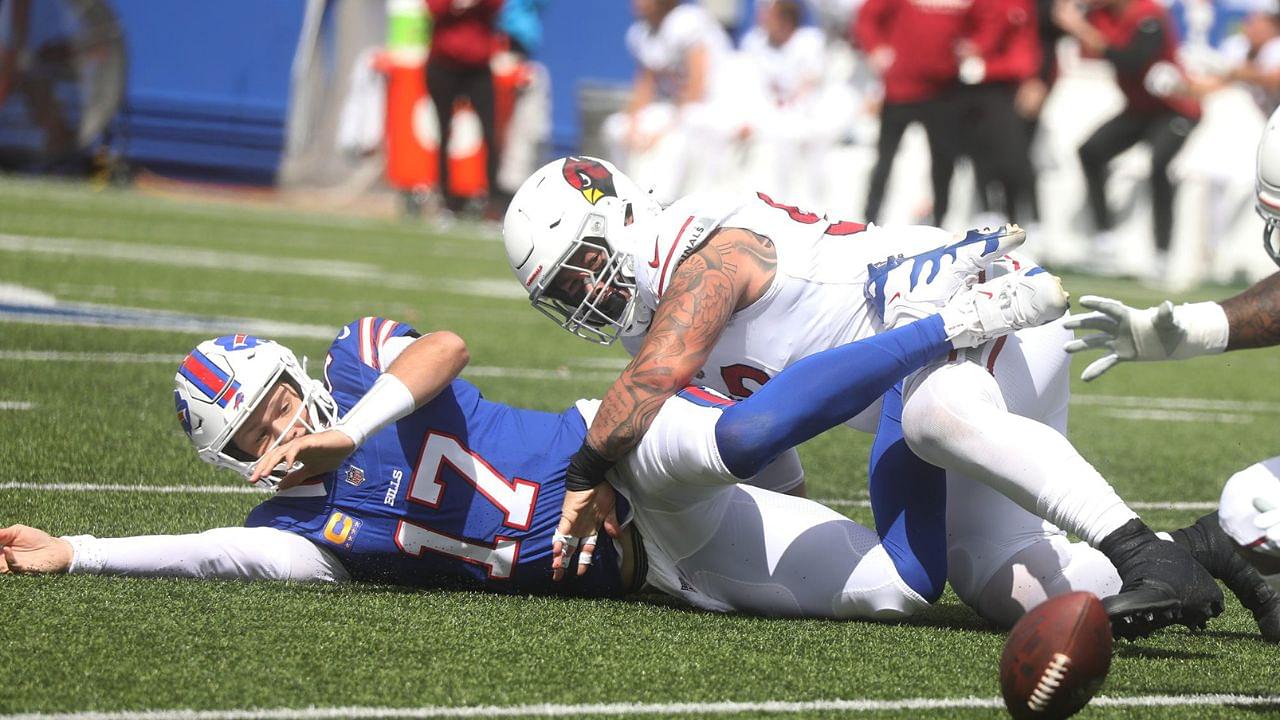 Josh Allen Injury Update: Will Bills QB Play Against Dolphins After Left Hand Hit vs. Cardinals?