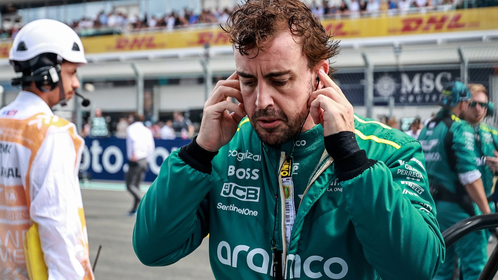 Fernando Alonso’s $4 Million Aston Martin Valkyrie Reportedly Stranded ...