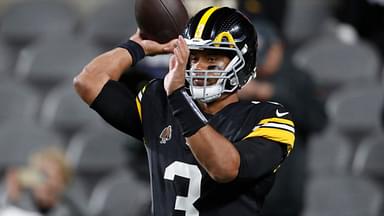 Pittsburgh Steelers quarterback Russell Wilson (3) warms up before the game against the New York Jets at Acrisure Stadium.