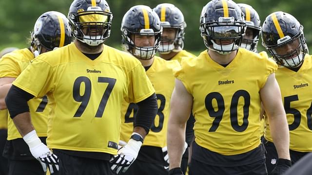 May 24, 2022; Pittsburgh, PA, USA; Pittsburgh Steelers defensive end Cameron Heyward (97) and linebacker TJ Watt (90) participate in organized team activities at UPMC Rooney Sports Complex.