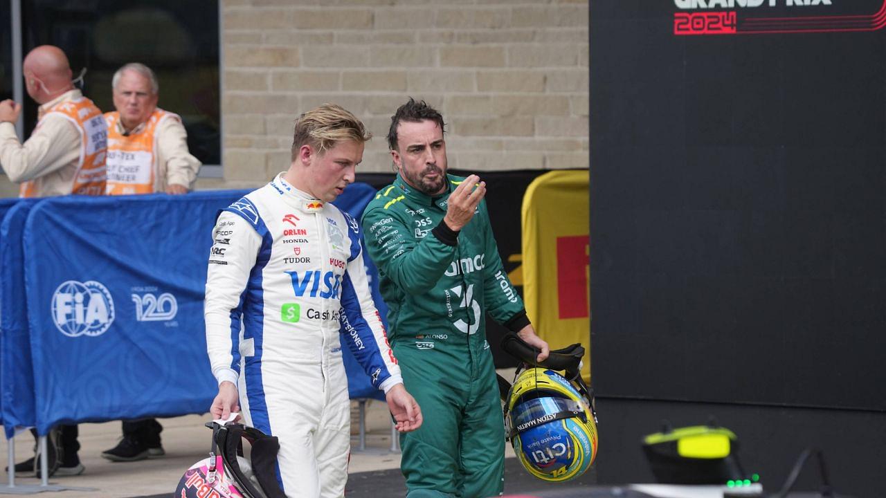 An angry Fernando Alonso ESP , Aston Martin Aramco Cognizant Formula One Team discusses the situation at the start with Liam Lawson NZL