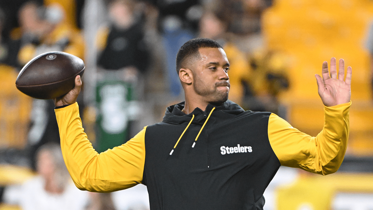 Pittsburgh Steelers quarterback Russell Wilson (3) warms up for a game against the New York Jets at Acrisure Stadium. Mandatory Credit: Barry Reeger-Imagn Images