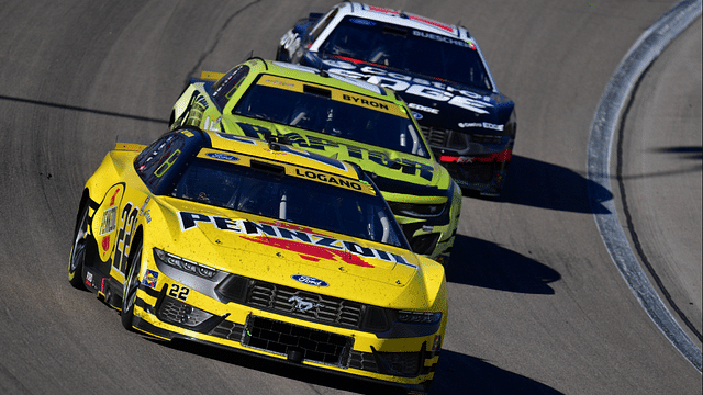 NASCAR Cup Series driver Joey Logano (22) leads driver William Byron (24) and driver Chris Buescher (17) during the South Point 400 at Las Vegas Motor Speedway.