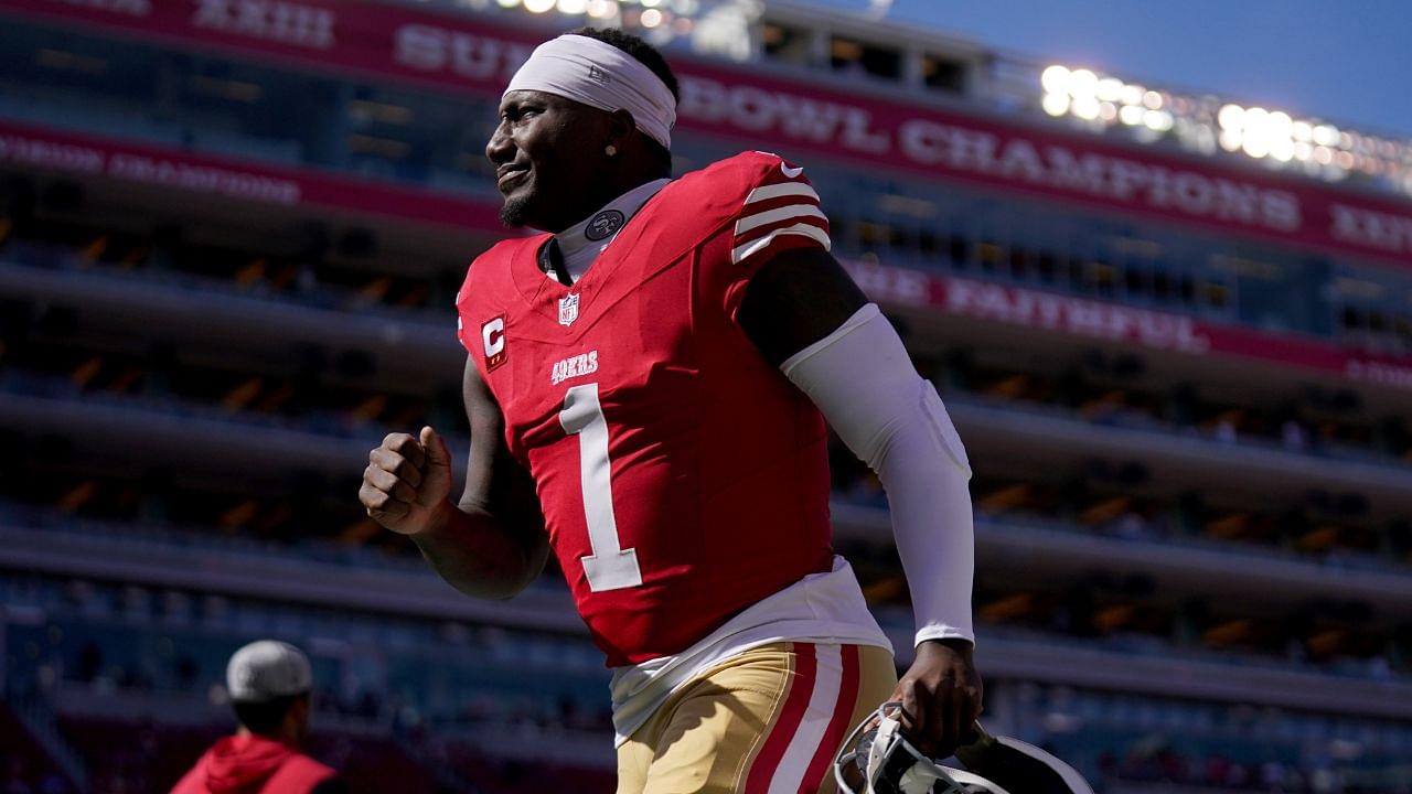 San Francisco 49ers wide receiver Deebo Samuel Sr. (1) jogs towards the locker room before the start of the game against the Kansas City Chiefs at Levi's Stadium.