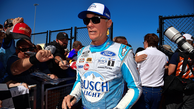 NASCAR Cup Series driver Kevin Harvick (4) before the Cup Series Championship race at Phoenix Raceway.