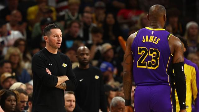 Los Angeles Lakers head coach JJ Redick with forward LeBron James (23) against the Phoenix Suns at Footprint Center.