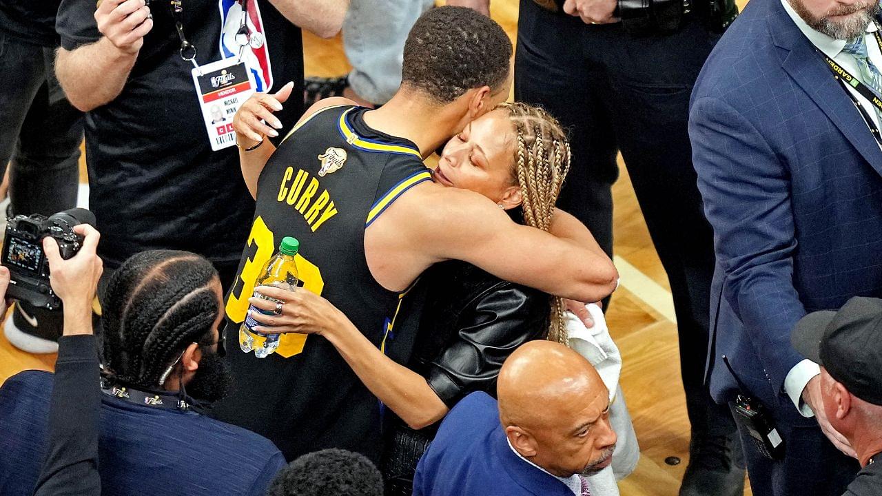 Stephen Curry with mother Sonya