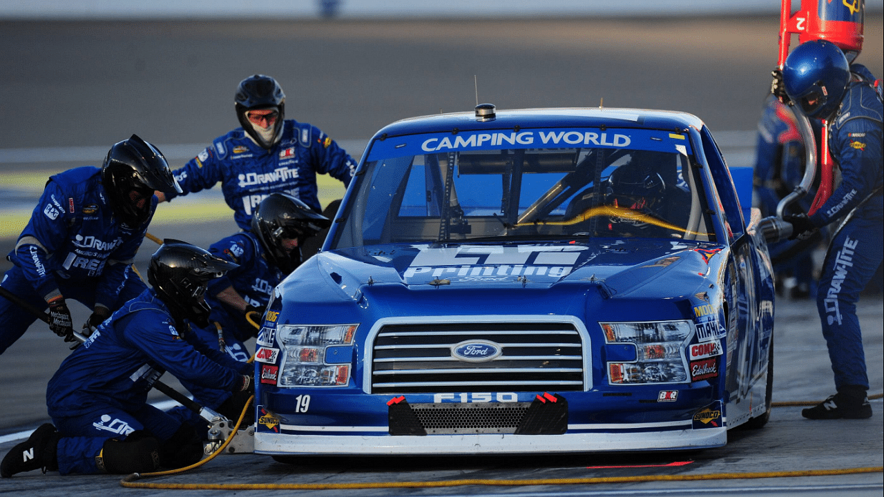 Austin Cindric (19) Brad Keselowski Racing Ford F-Series comes in for a pit stop during the Las Vegas 350 NASCAR Motorsport USA Camping World Truck Series driver playoff race on September 30, 2017, at Las Vegas Motor Speedway in Las Vegas, NV. (Photo by Josh Holmberg Icon Sportswire) AUTO: SEP 30 NASCAR Playoff - Las Vegas 350.