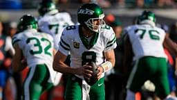 New York Jets quarterback Aaron Rodgers (8) looks to pass during the fourth quarter Sunday, Dec. 15, 2024 at EverBank Stadium in Jacksonville, Fla. The Jets held off the Jaguars 32-25.