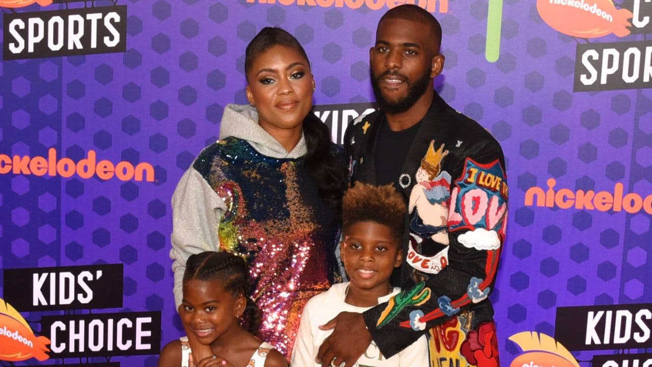 Chris Paul Posts Adorable Family Picture on Christmas Taking a Closer