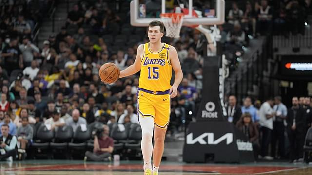 Los Angeles Lakers guard Austin Reaves (15) dribbles in the second half against the San Antonio Spurs at Frost Bank Center.