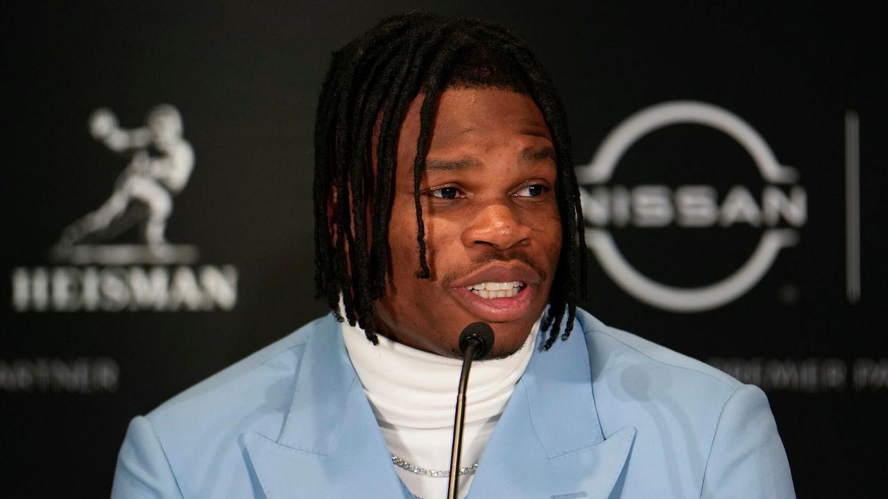 Colorado Buffaloes wide receiver/cornerback Travis Hunter speaks on stage during a press conference before the 2024 Heisman Trophy Presentation.