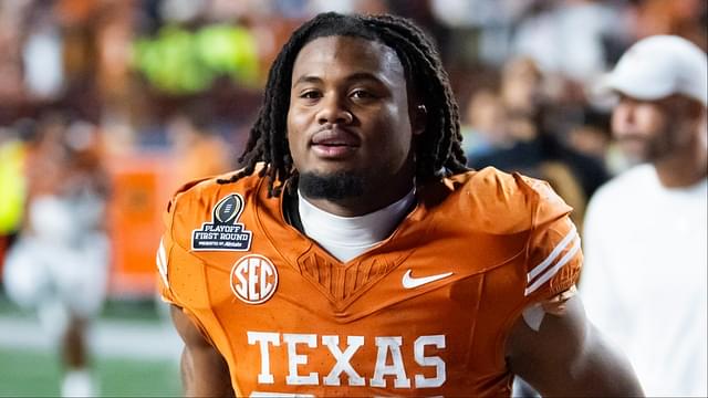 Texas Longhorns running back Jaydon Blue (23) against the Clemson Tigers during the CFP National playoff first round at Darrell K Royal-Texas Memorial Stadium.