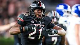 South Carolina Gamecocks defensive back Nick Emmanwori (21) celebrates a play against the Kentucky Wildcats in the second half at Williams-Brice Stadium.