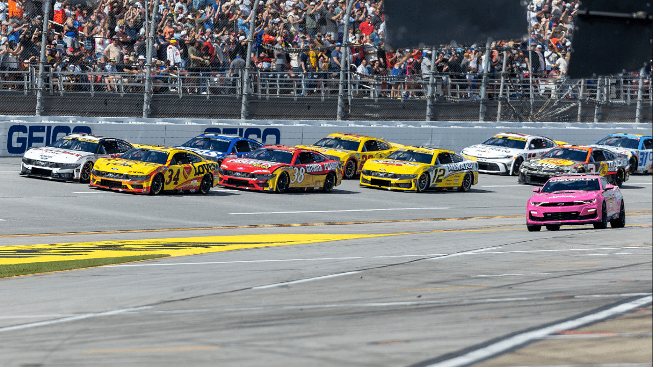 Oct 6, 2024; Talladega, Alabama, USA; The pace car departs for the first lap of the first stage of the YellaWood 500 at Talladega Superspeedway. Mandatory Credit: Vasha Hunt-Imagn Images