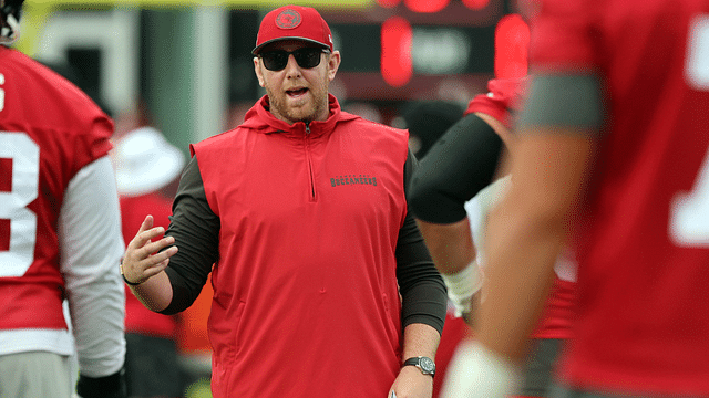 Jul 25, 2024; Tampa, FL, USA; Tampa Bay Buccaneers offensive coordinator Liam Coen during training camp at AdventHealth Training Center. Mandatory Credit: Kim Klement Neitzel-Imagn Images