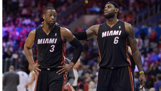 Dwyane Wade (L) and LeBron James (R)