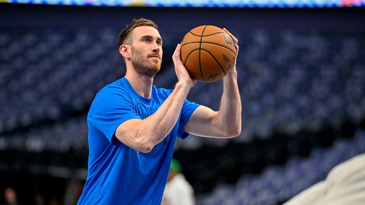 Oklahoma City Thunder forward Gordon Hayward (33) warms up before the game between the Dallas Mavericks and the Oklahoma City Thunder in game four of the second round for the 2024 NBA playoffs at American Airlines Center.