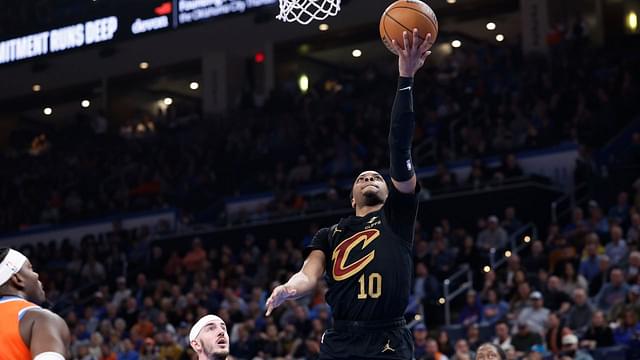 Cleveland Cavaliers guard Darius Garland (10) goes up for a basket against the Oklahoma City Thunder during the second quarter at Paycom Center.