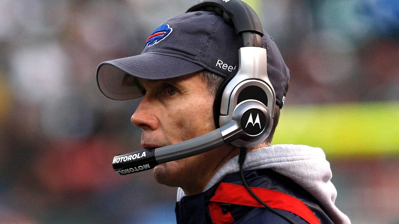 Buffalo Bills head coach Dick Jauron during the first half at Giants Stadium.